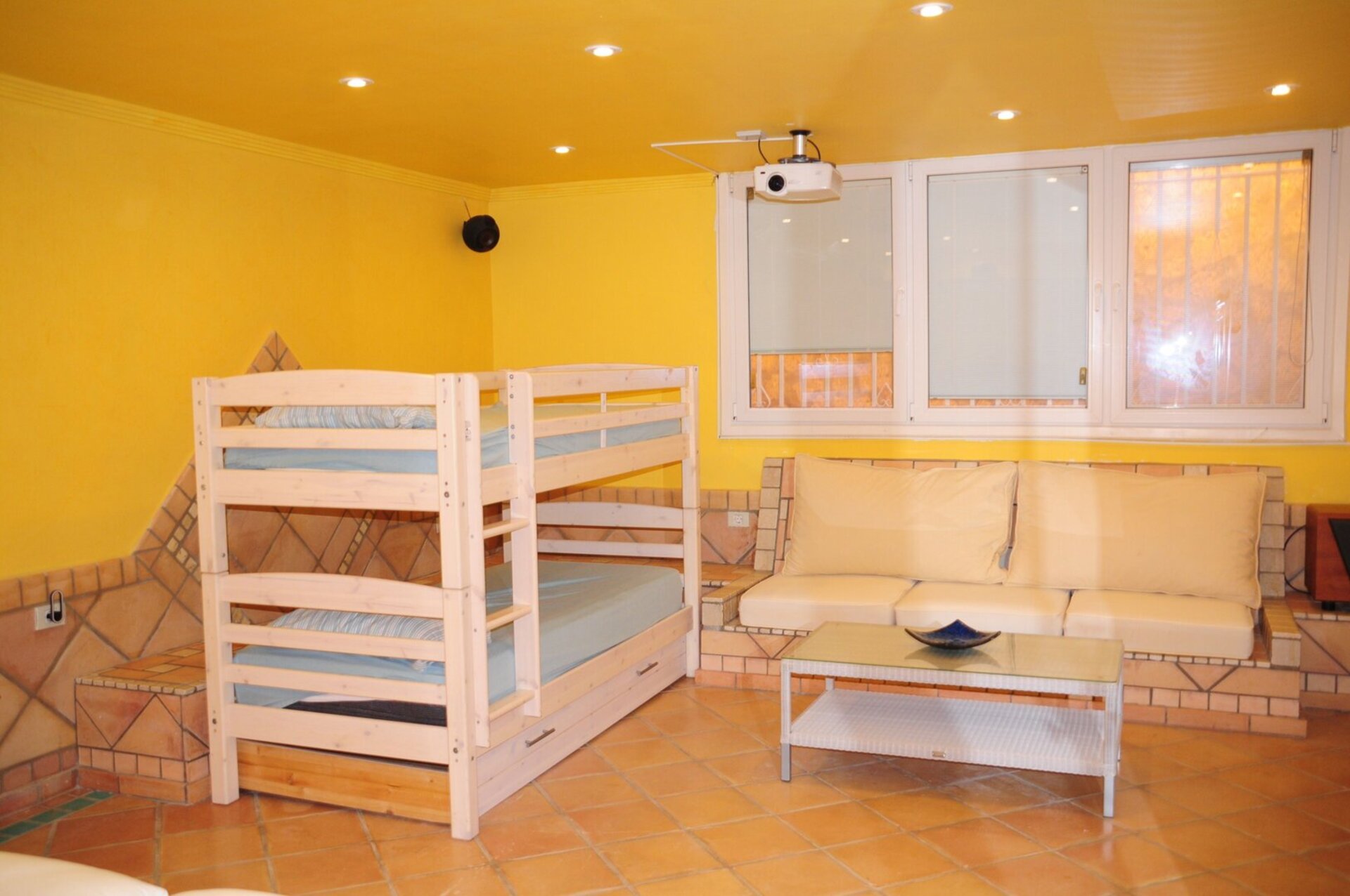 Relaxing Getaway in Canarias - 5 BR Villa, Canarias Villa 1046