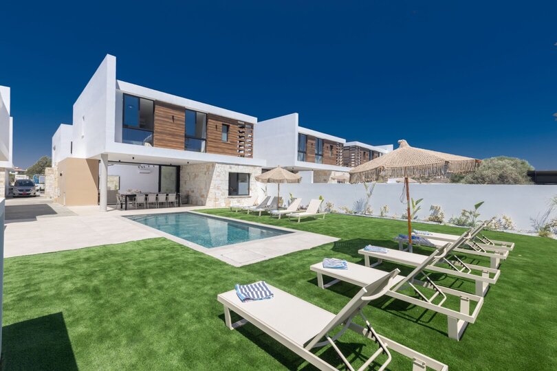 Family-Friendly Villa with Pool, Ayia Napa Villa 1370
