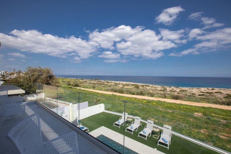 Contemporary Villa with Jacuzzi and BBQ Area, Protaras Villa 1027