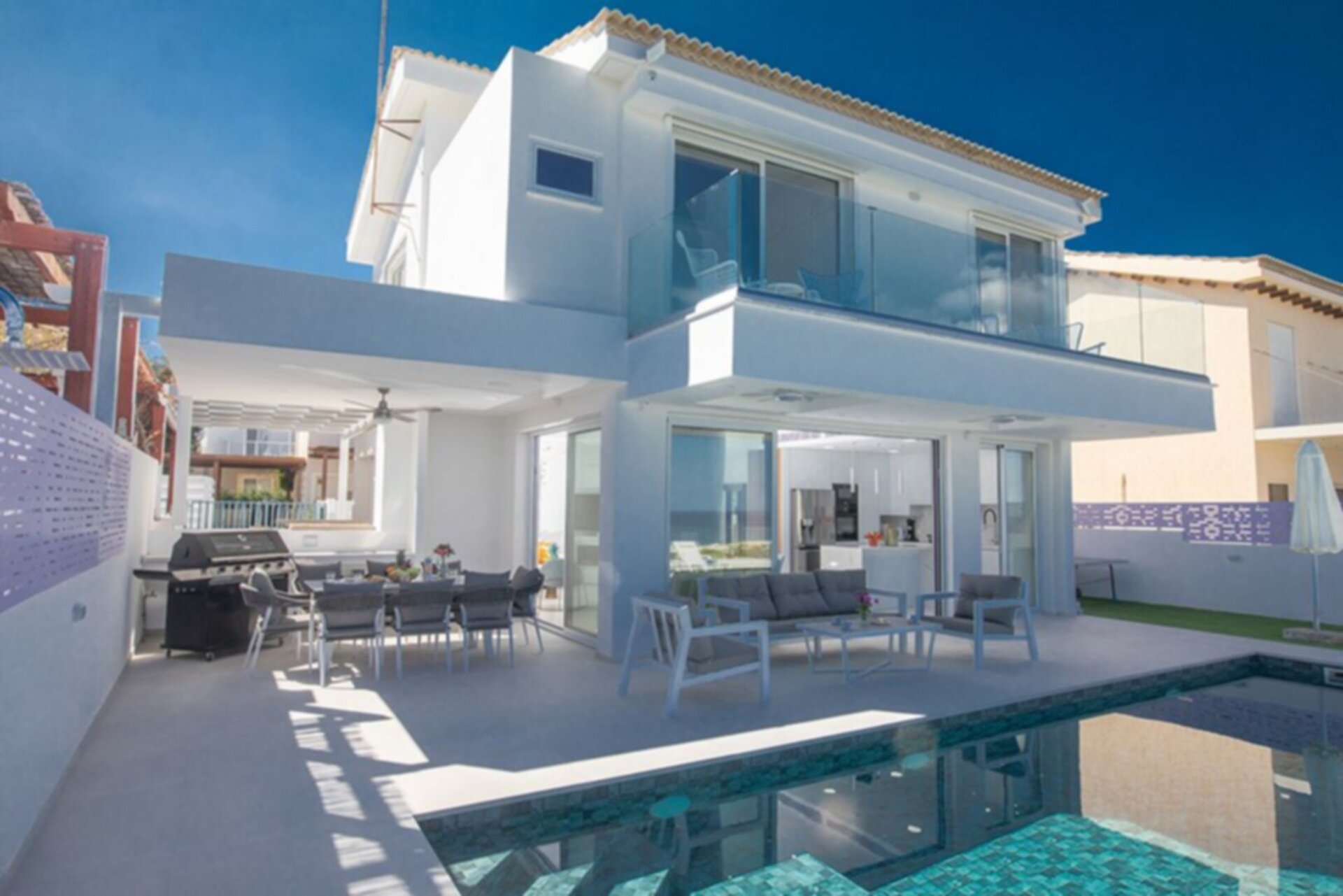 Contemporary Villa with Jacuzzi and BBQ Area, Protaras Villa 1027