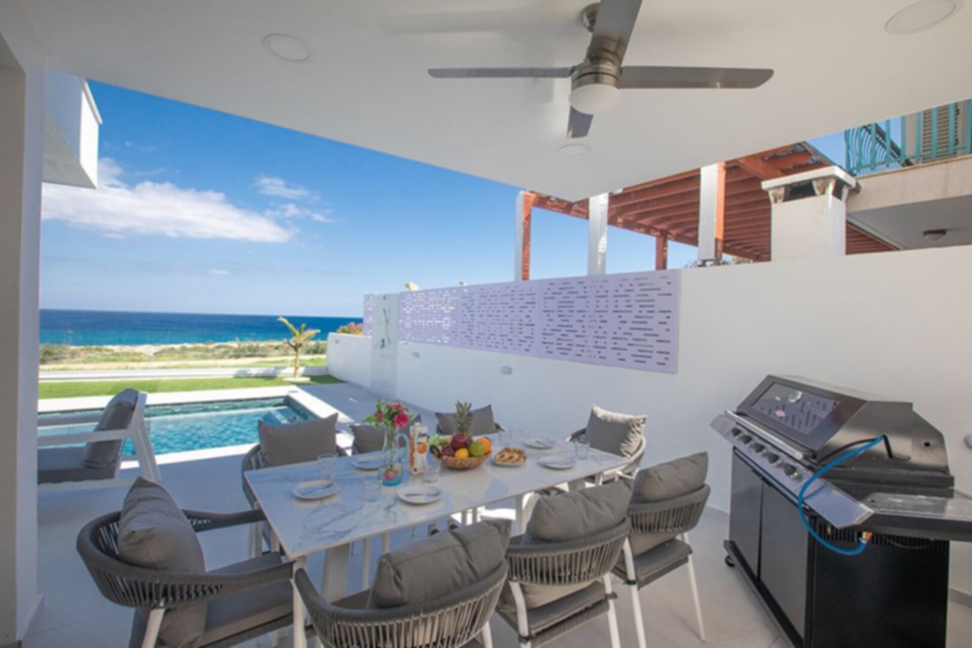 Contemporary Villa with Jacuzzi and BBQ Area, Protaras Villa 1027