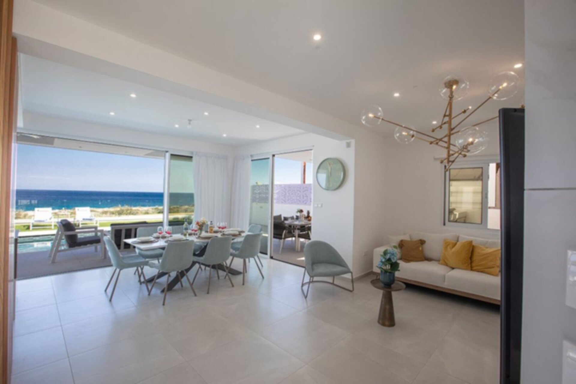 Contemporary Villa with Jacuzzi and BBQ Area, Protaras Villa 1027