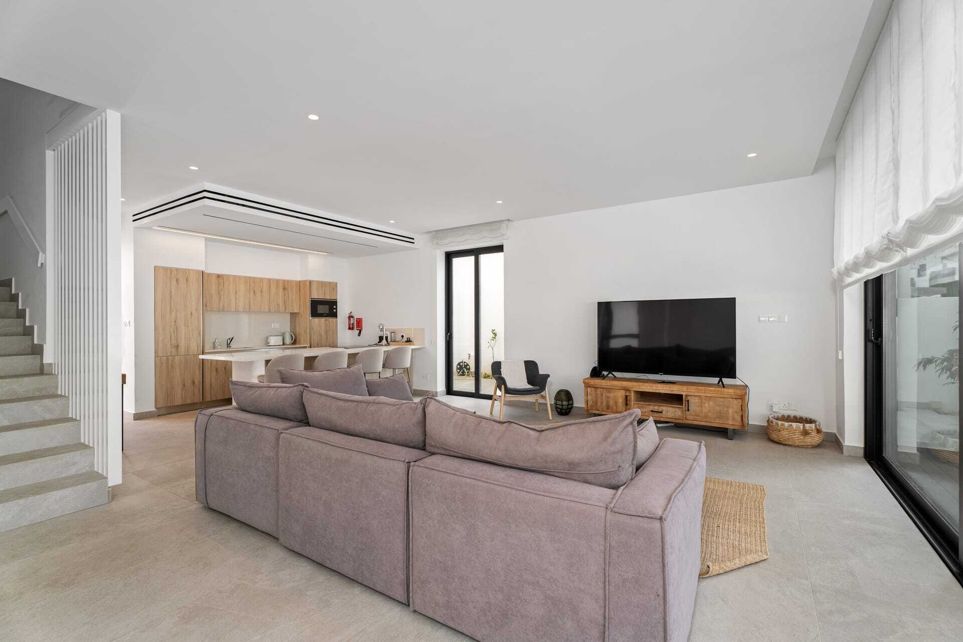 Modern Coastal Villa | 1029