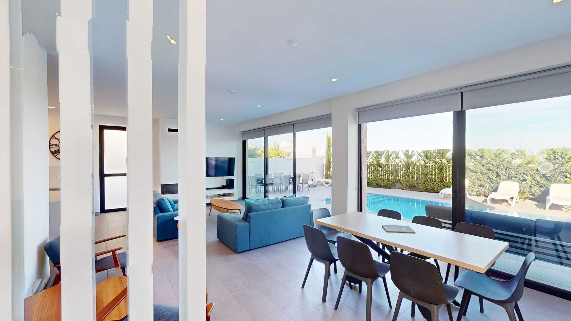 Luxury Coastal Escape | Villa 1033