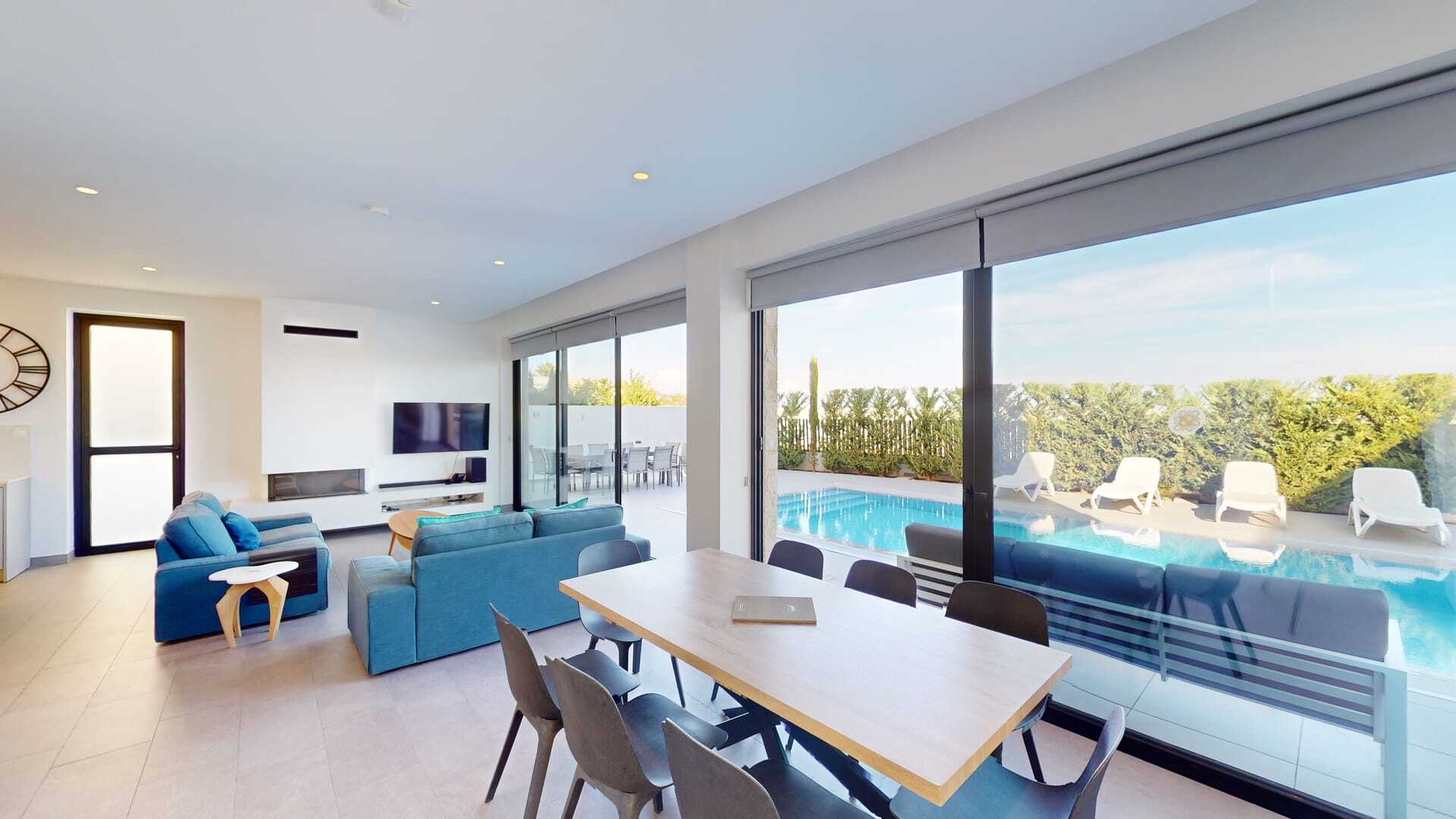 Luxury Coastal Escape | Villa 1033