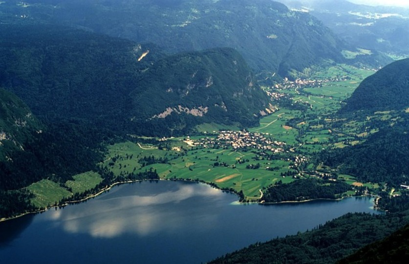 Alpine Serenity Chalet – Bohinj, Slovenia