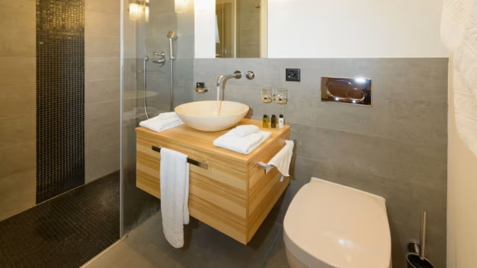 Spacious 3BR Apartment with Balcony in Zermatt, Zermatt Apartment 1238