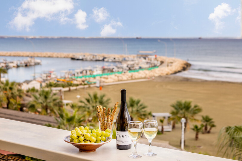 5 Star Mackenzie Beachfront Suite – Luxury Living by the Sea
