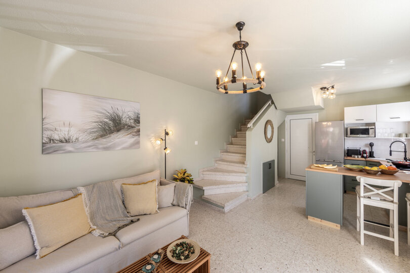 5 Star Oneiro Seaside Villa – Peaceful Coastal Living in Pervolia, Perivolia, Cyprus