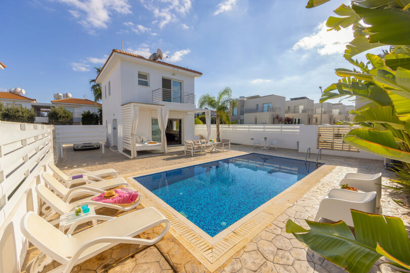 5 Star Alina Villa – Stylish Coastal Escape in Protaras, Paralimni, Cyprus