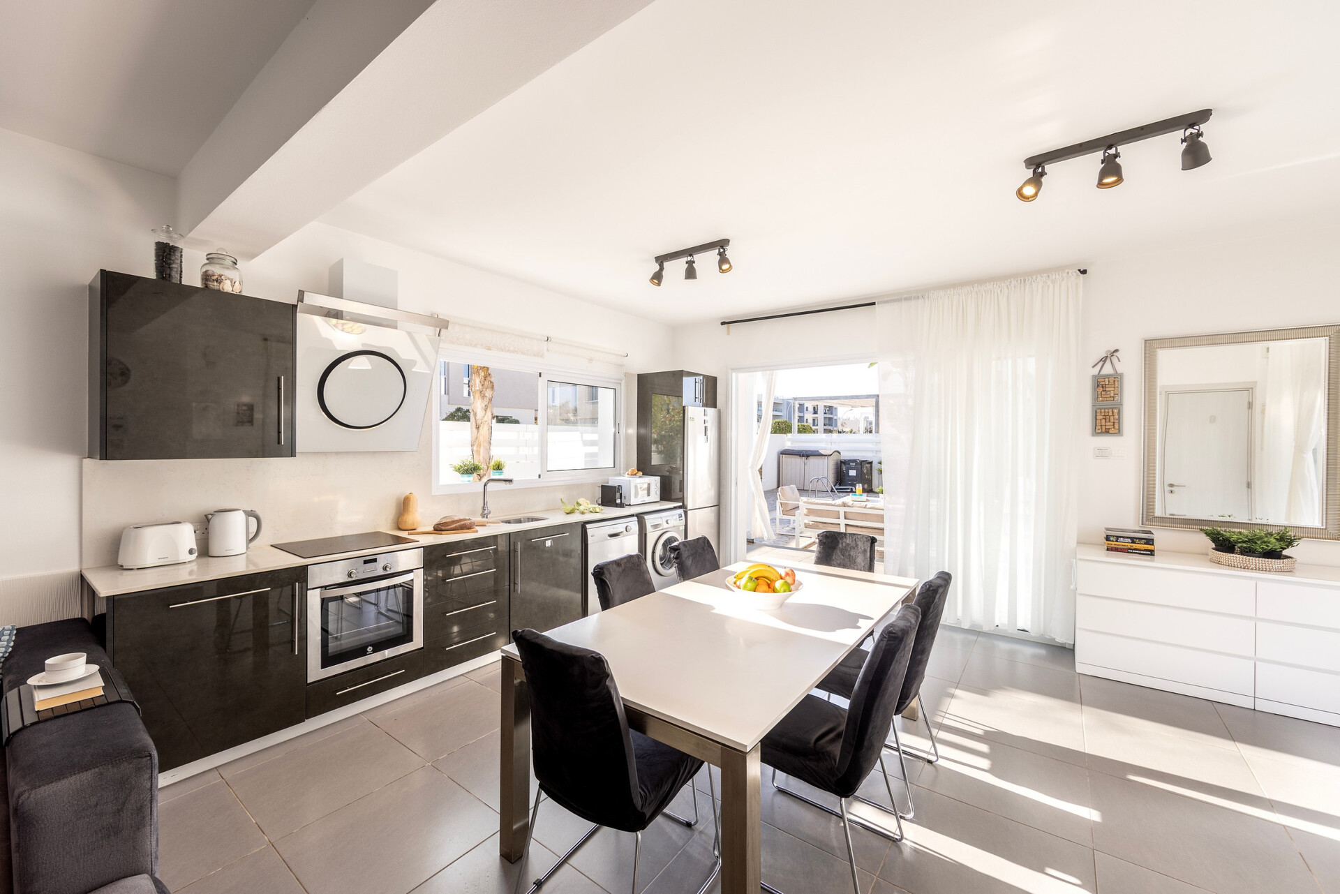 5 Star Alina Villa – Stylish Coastal Escape in Protaras