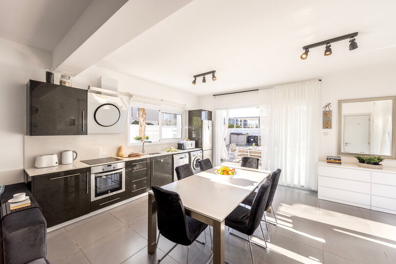 5 Star Alina Villa – Stylish Coastal Escape in Protaras
