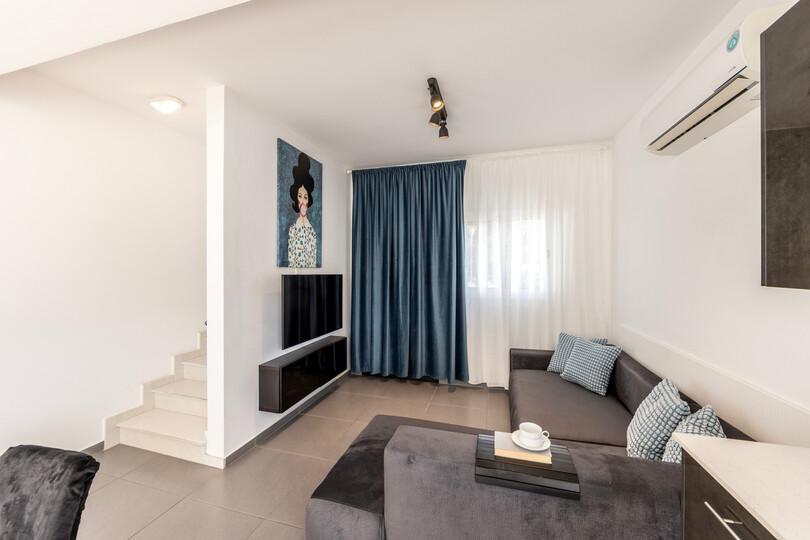 5 Star Alina Villa – Stylish Coastal Escape in Protaras