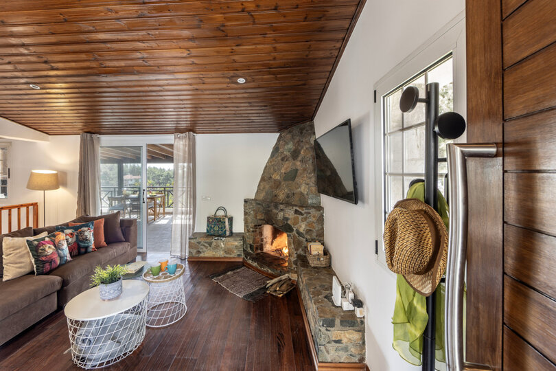5 Star Forest View Cottage – Luxury Mountain Retreat