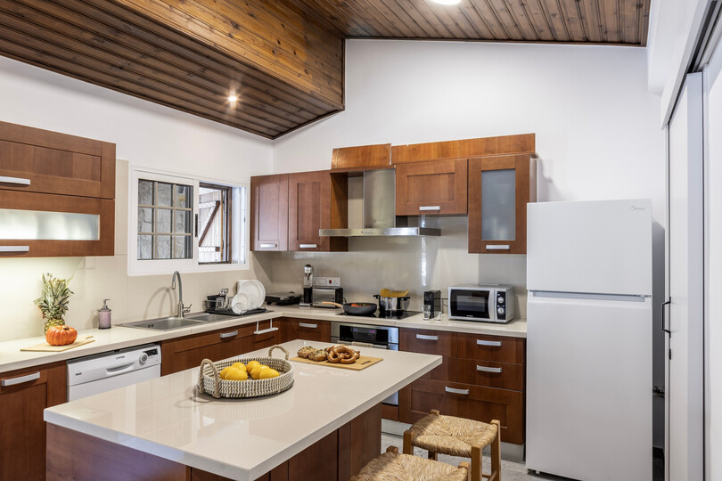 5 Star Forest View Cottage – Luxury Mountain Retreat