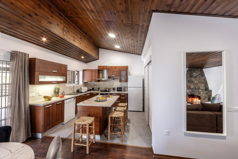 5 Star Forest View Cottage – Luxury Mountain Retreat