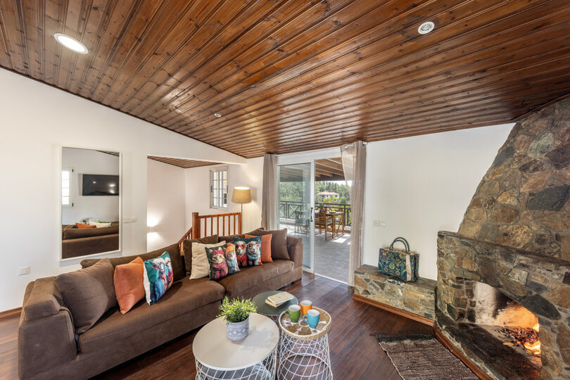 5 Star Forest View Cottage – Luxury Mountain Retreat
