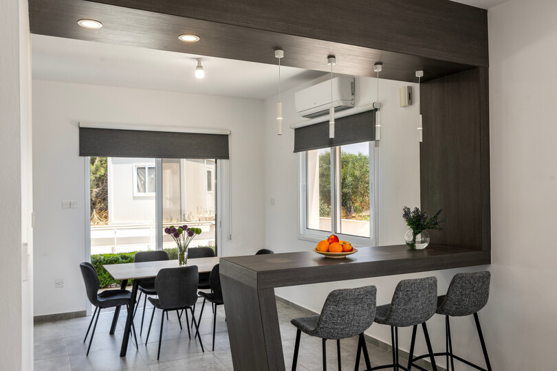 5 Star Villa Napa Bay Vista - Modern Sea View Retreat