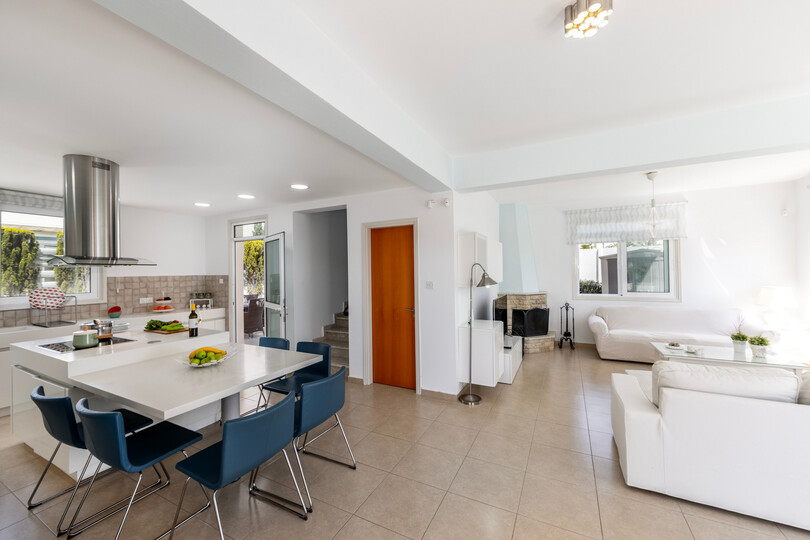 5 Star Villa Protaras Sunrise Zen - Luxury Seafront Escape