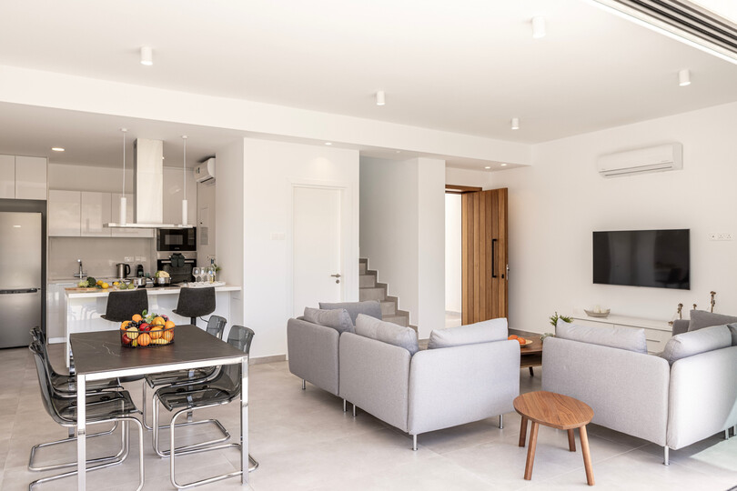 5 Star Villa Protaras By the Bay Elite - Luxury Retreat