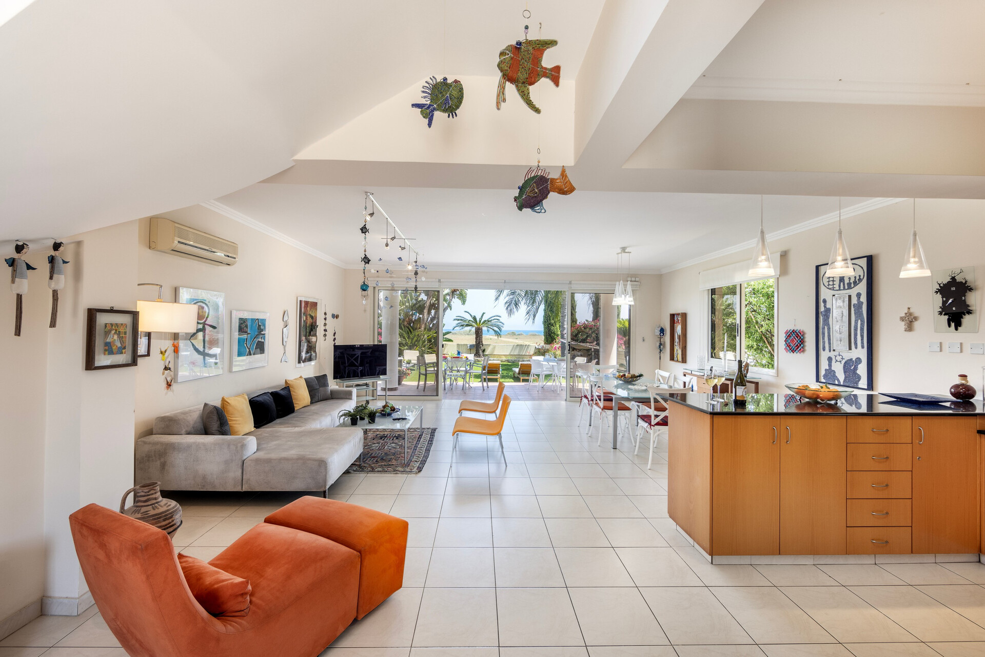 5 Star Villa Larnaca Chelidonia - Luxury Seafront Escape