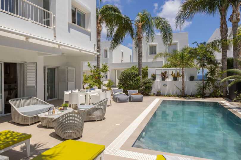 5 Star Villa Protaras Seaside Narcissos - Luxury Coastal Retreat