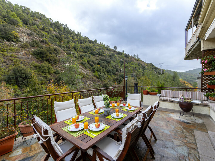 5 Star Villa Troodos Riverside - Luxury Mountain Retreat