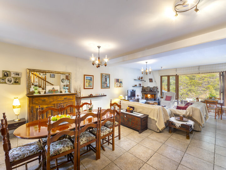 5 Star Villa Troodos Riverside - Luxury Mountain Retreat