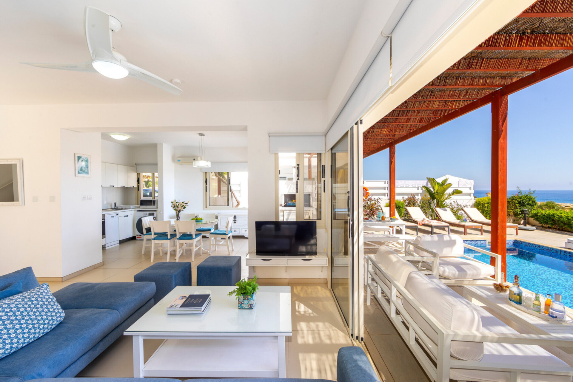 5 Star Villa Artisan Seafront Escape - Panoramic Coastal Retreat