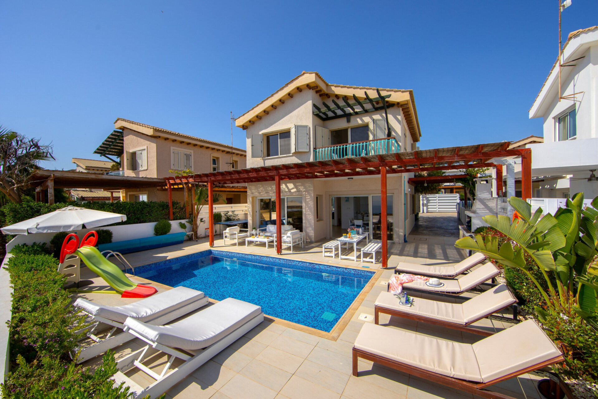 5 Star Villa Artisan Seafront Escape - Panoramic Coastal Retreat