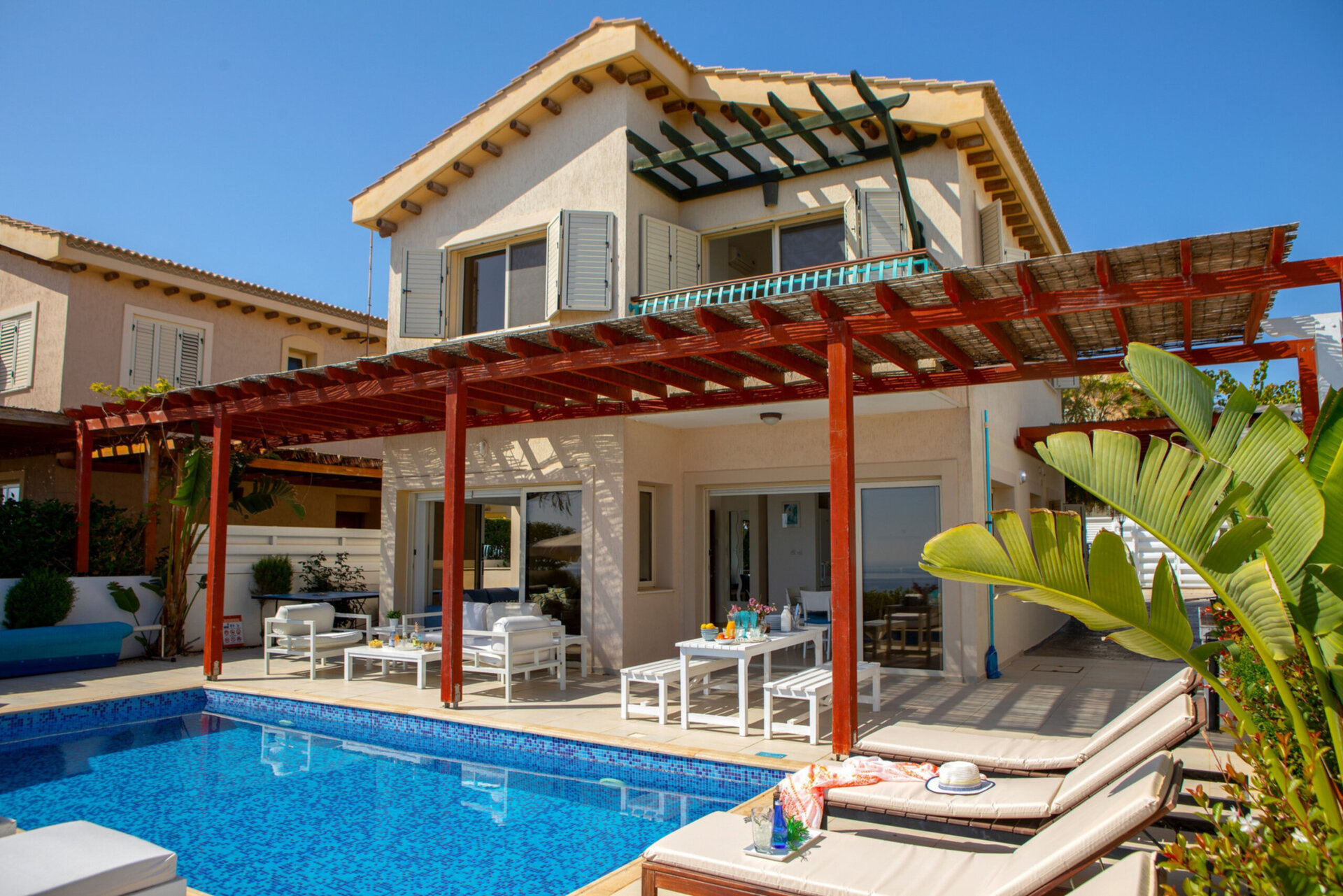 5 Star Villa Artisan Seafront Escape - Panoramic Coastal Retreat