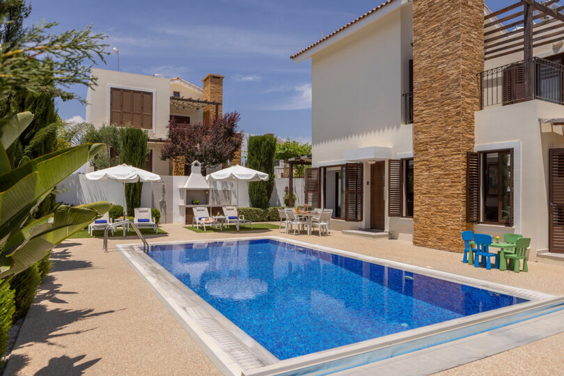 5 Star Villa Ionion H15 - Contemporary Seaside Retreat., Sotira Mağusa, Cyprus