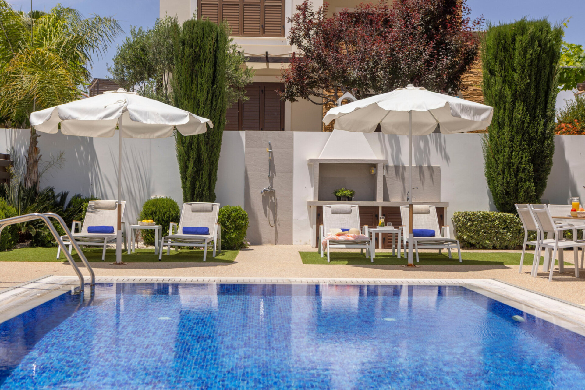 5 Star Villa Ionion H15 - Contemporary Seaside Retreat.
