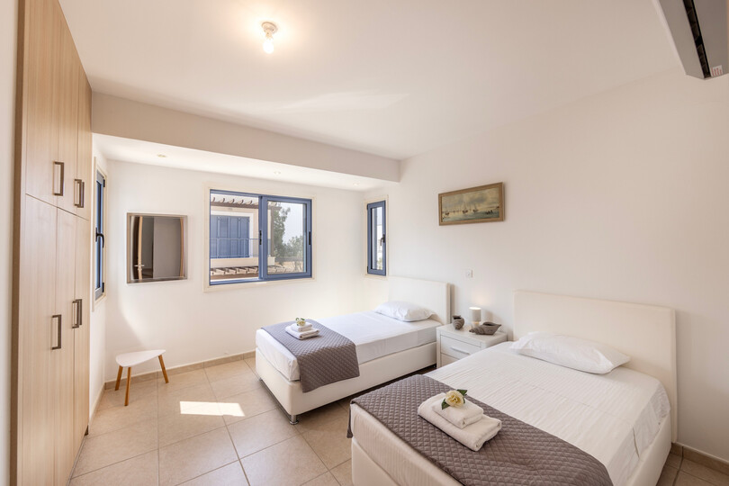 5 Star Villa Protamare 32 - Crystal Coast Retreat.