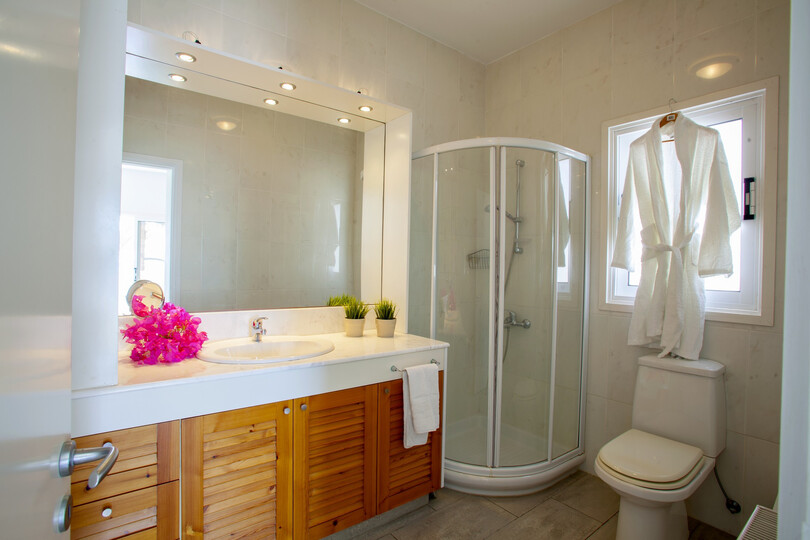 5 Star Villa Sunset Beachfront - Coastal Luxury Retreat