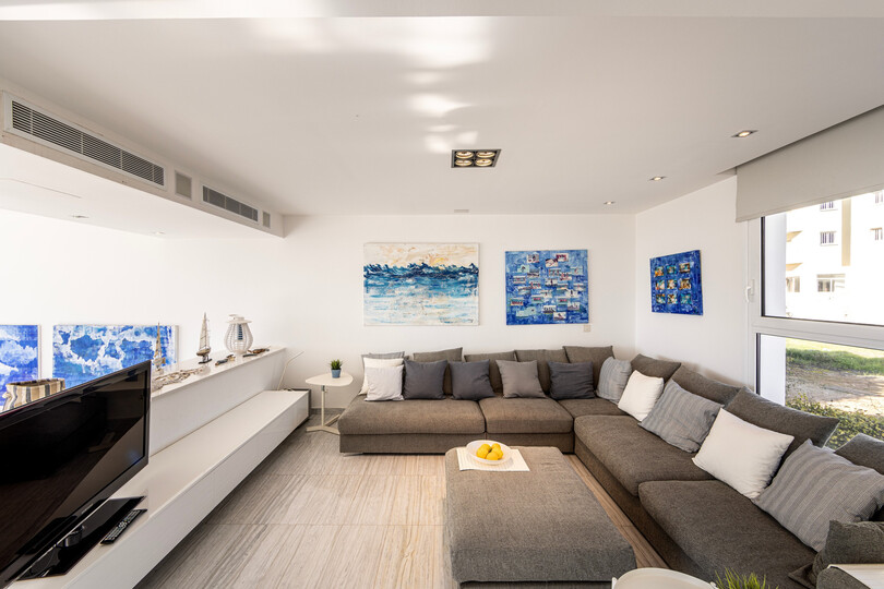 5 Star Villa Elaia Seafront - Panoramic Coastal Escape