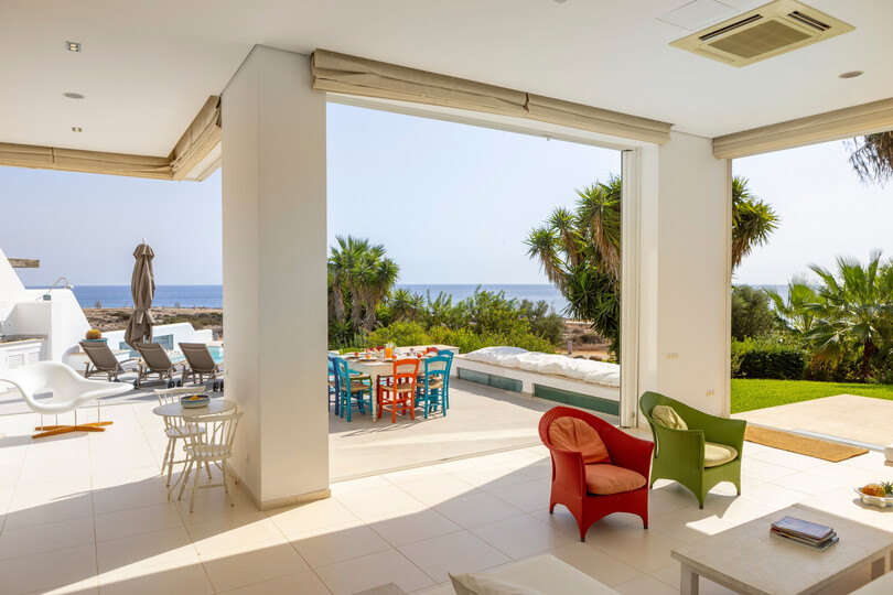 5 Star Villa AleMar Seafront - Designer Coastal Elegance