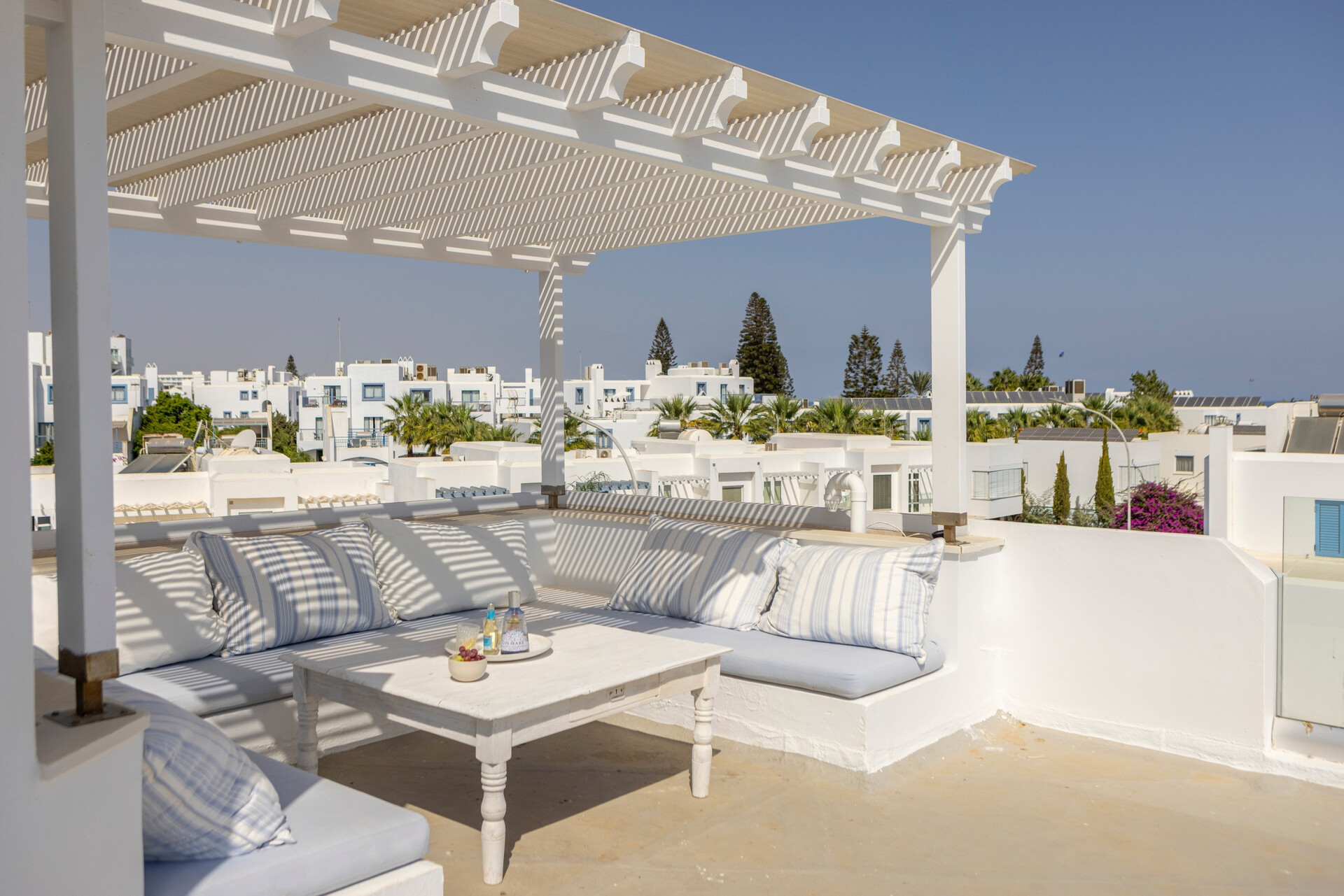 5 Star Villa AleMar Seafront - Designer Coastal Elegance