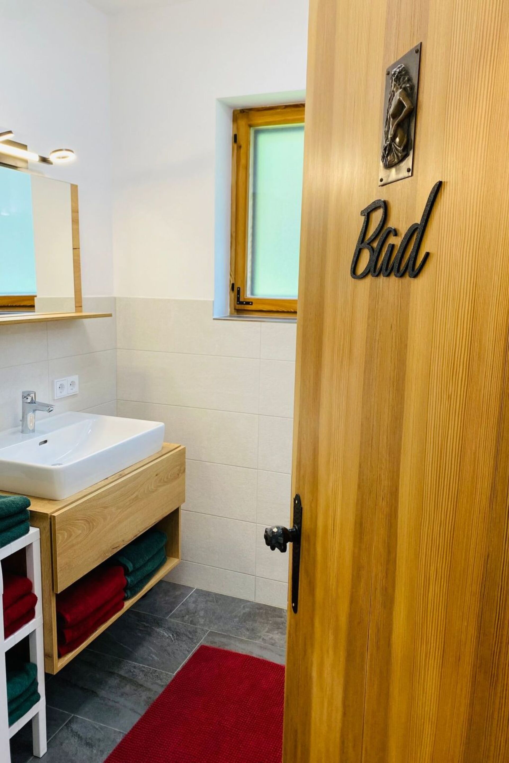 Bathroom / Wellness