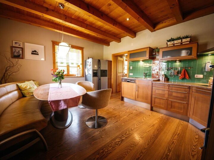 Delightful 3-Bed House in Volkermarkt, Sleeps 5, 1060