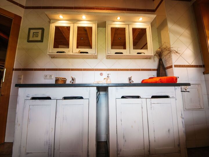 Delightful 3-Bed House in Volkermarkt, Sleeps 5, 1060