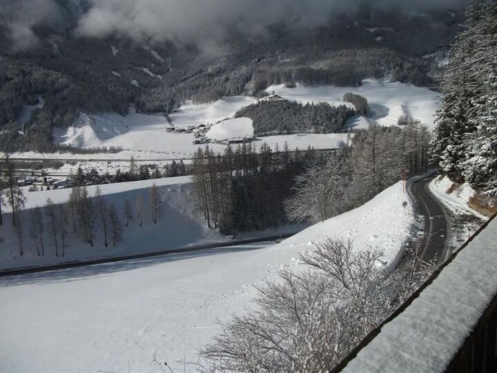 Gorgeous 4-Bed House in Innsbruck-Land, Sleeps 10, 1117