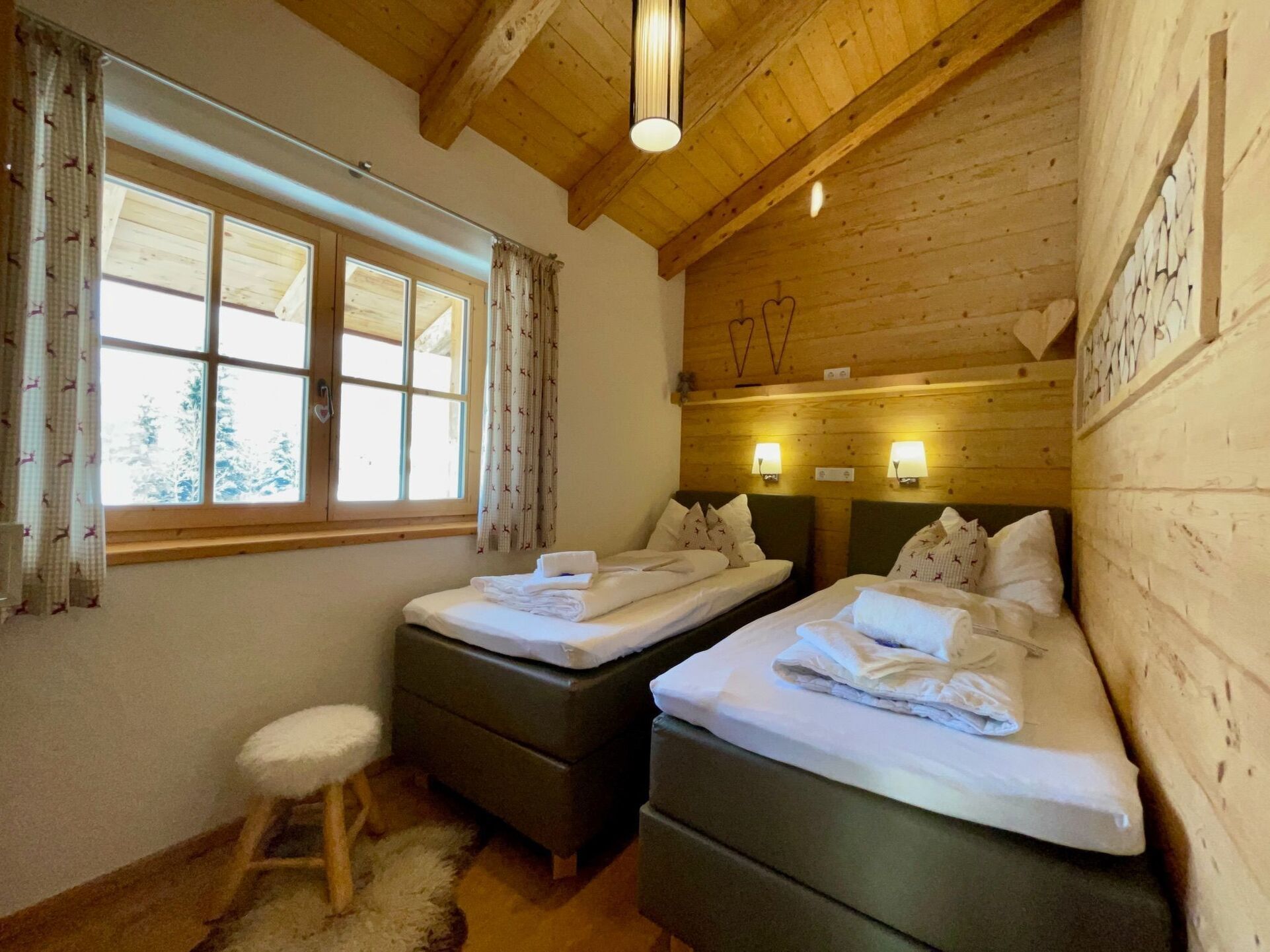 3-Bed House in Zell am See, Sleeps 6, 1093