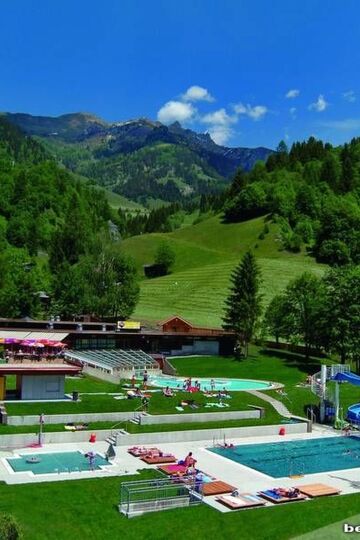 1-Bed Apartment in Sankt Johann im Pongau, Sleeps 4, 1092