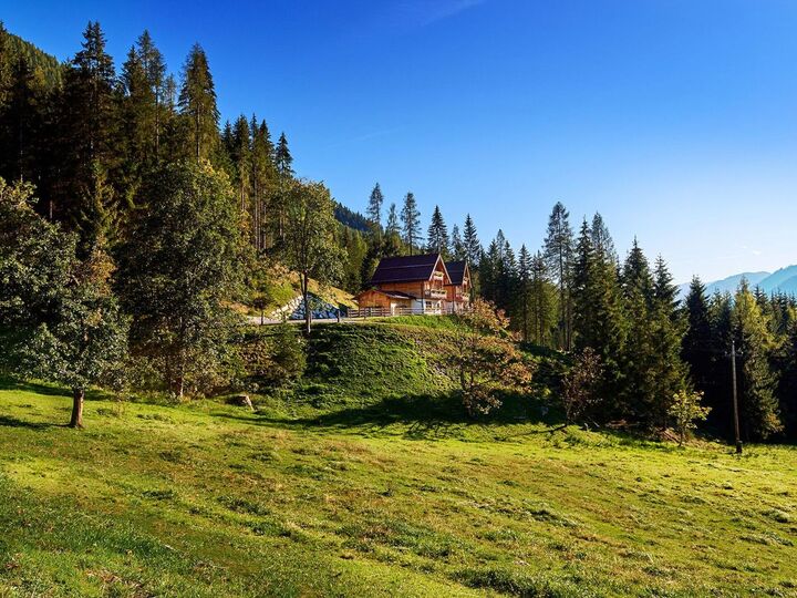 3-Bed House in Sankt Johann im Pongau, Sleeps 6, 1096