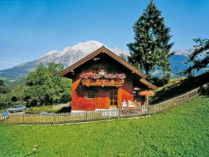 4-Bed House in Zell am See, Sleeps 6, 1090, Hirnreit, Austria