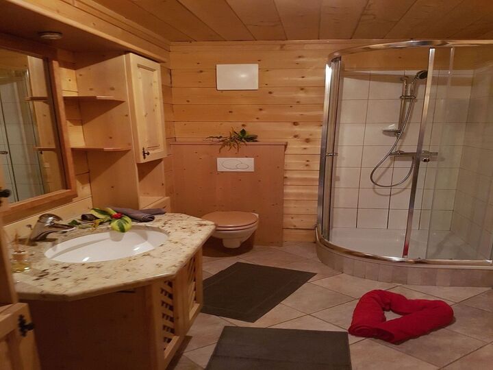 Inviting 4-Bed House in Wolfsberg, Sleeps 10, 1103