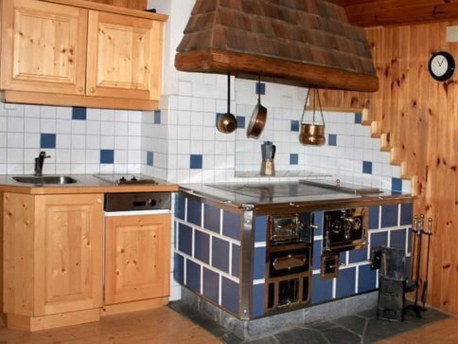 Inviting 4-Bed House in Wolfsberg, Sleeps 10, 1103