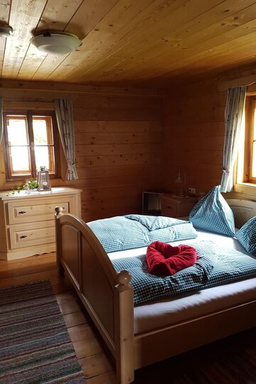 Inviting 4-Bed House in Wolfsberg, Sleeps 10, 1103