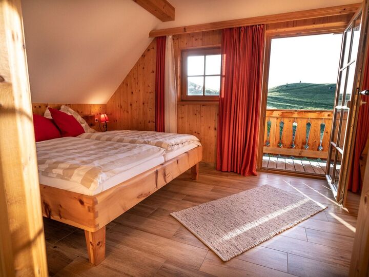 2-Bed House with Mountain View in Wolfsberg, Sleeps 6, 1104